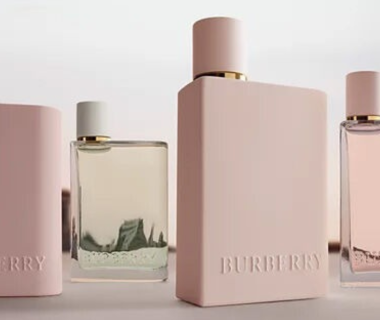 Burberry Her Parfum Stylish ala Wanita London